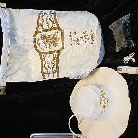 Drew Estate Cigar Brand Shade For Days Gift Box - Picture 7 of 14